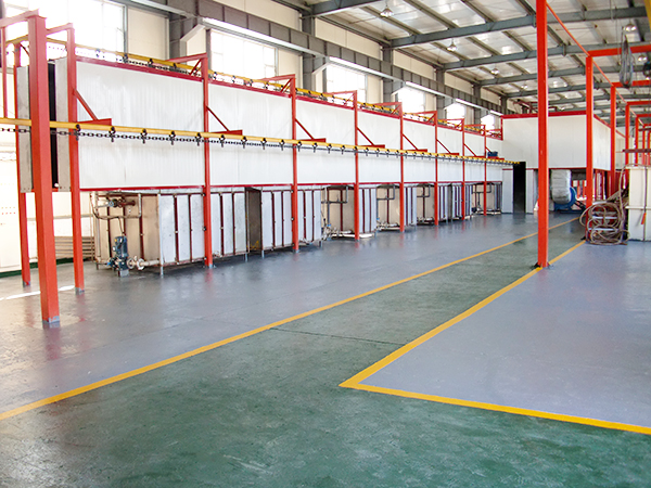 1502860557805650.jpg 粉末涂裝線一角5.jpg